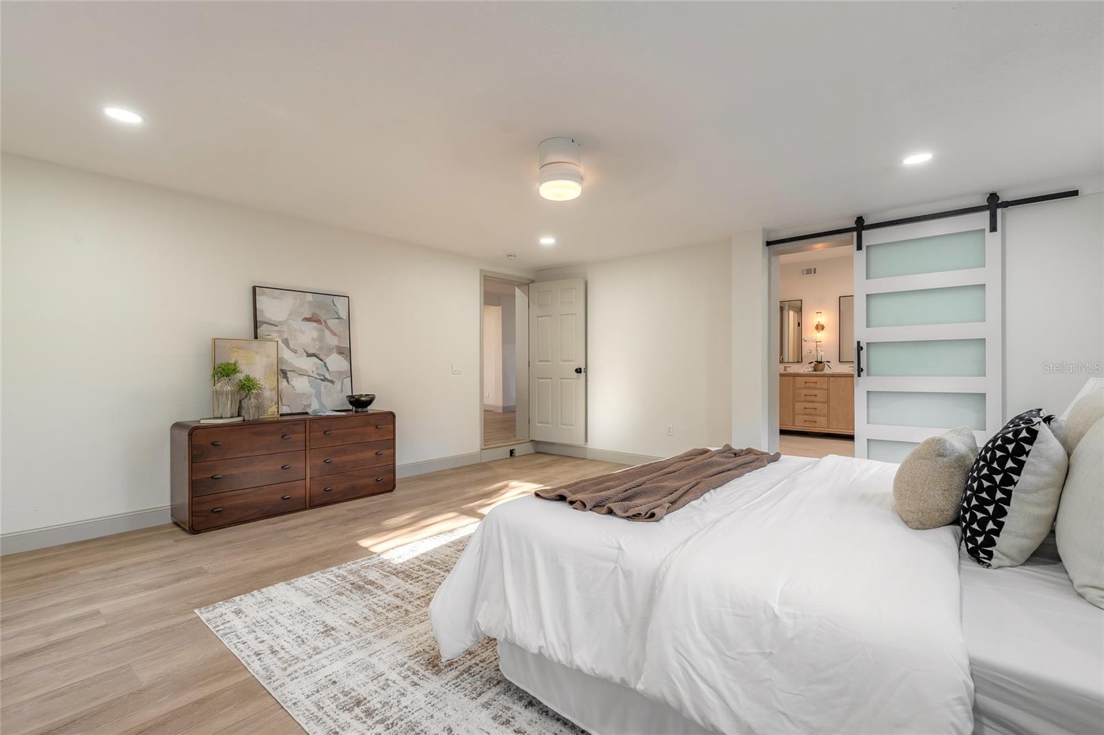 Image 29 of 53 For 82 Ray Mar Drive