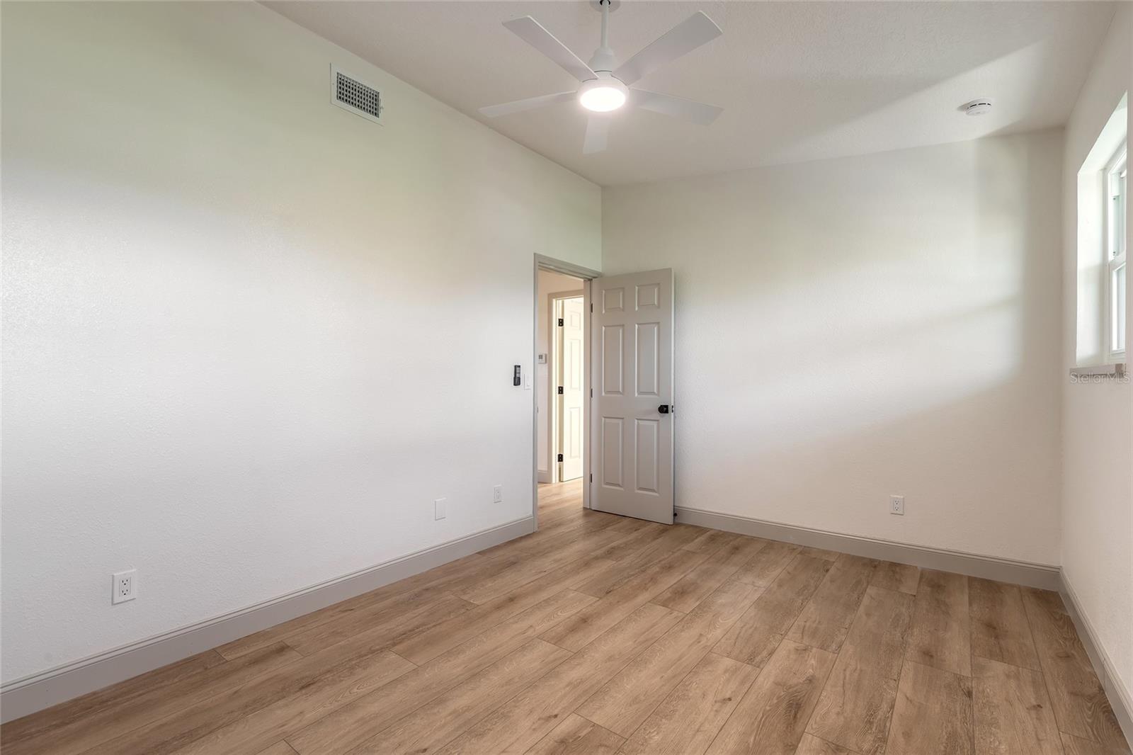 Image 33 of 53 For 82 Ray Mar Drive