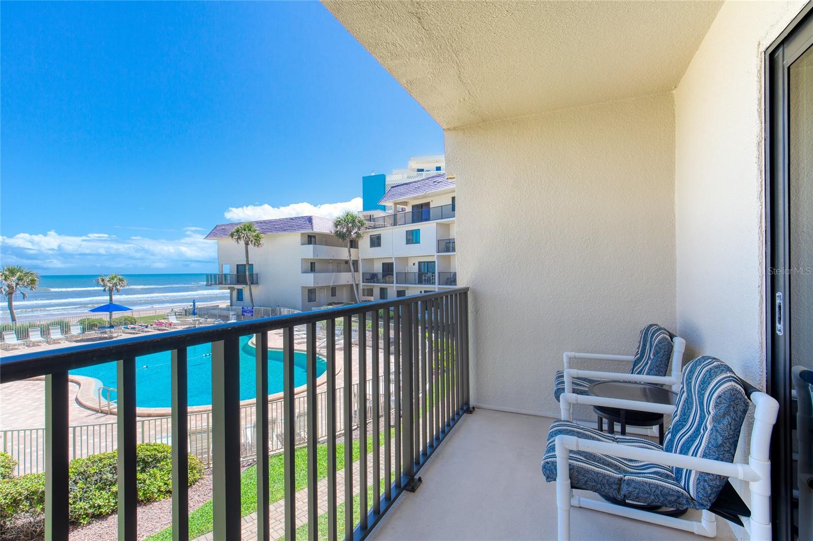 Image 23 of 34 For 935 Ocean Shore Boulevard 2170