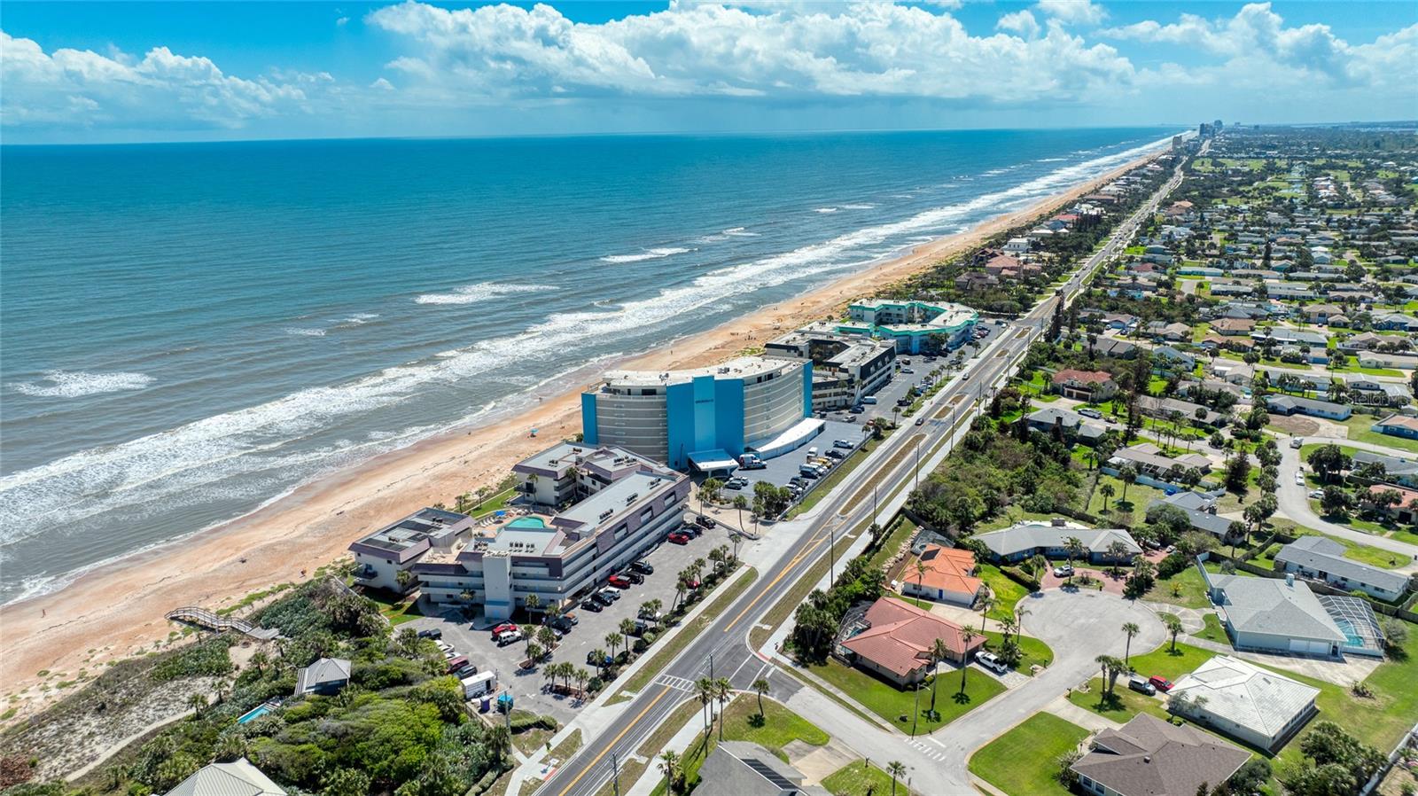 Image 39 of 46 For 935 Ocean Shore Boulevard 4040