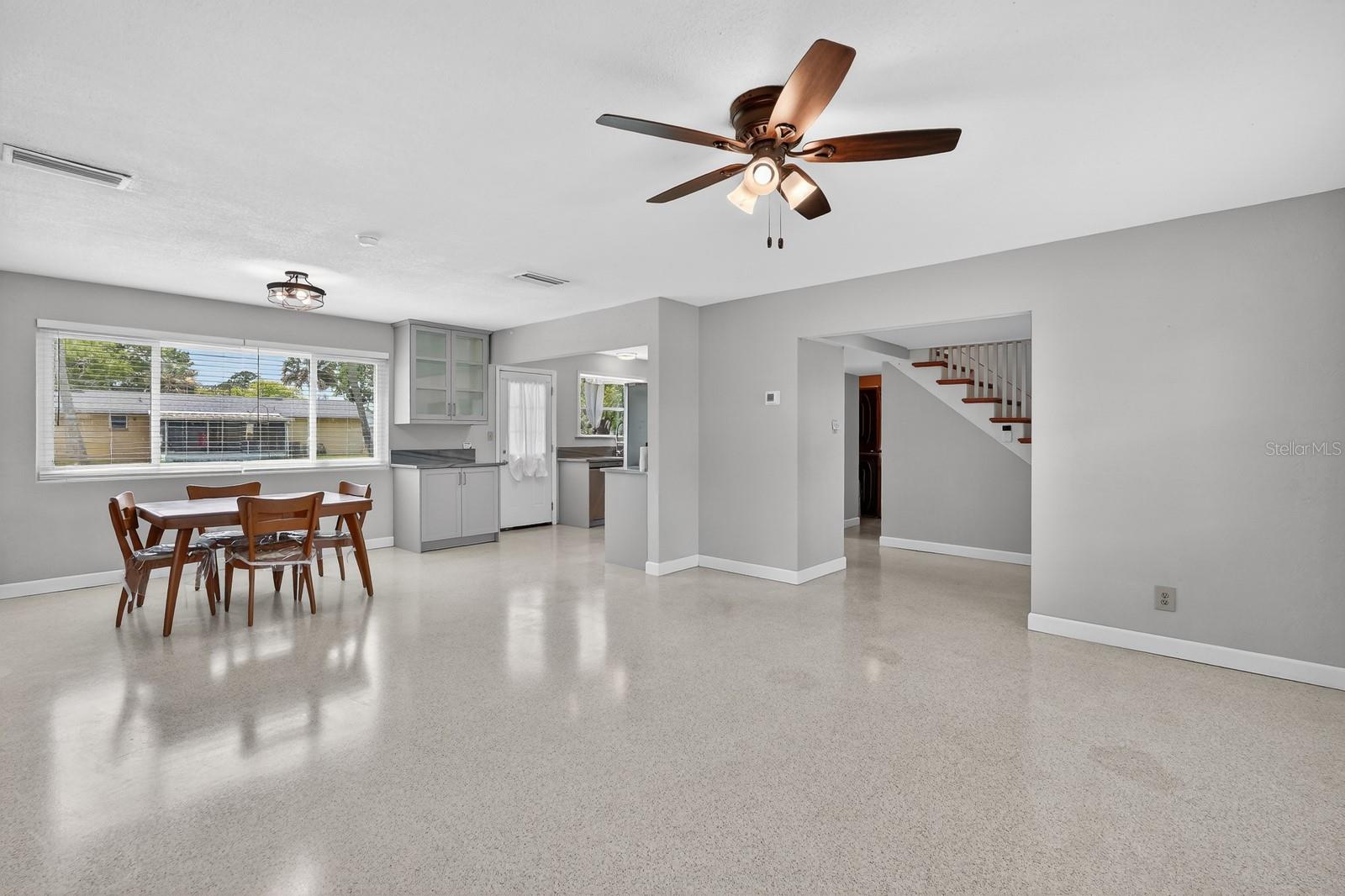 Image 13 of 42 For 1238 Suwanee Road