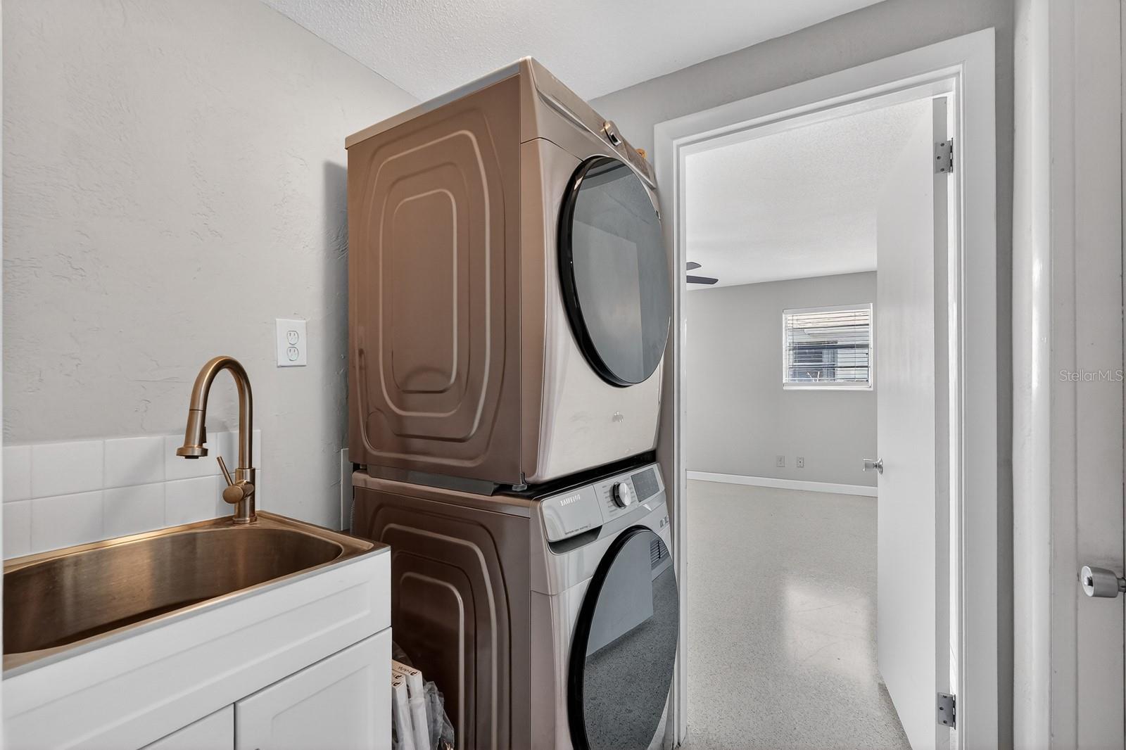 Image 30 of 42 For 1238 Suwanee Road