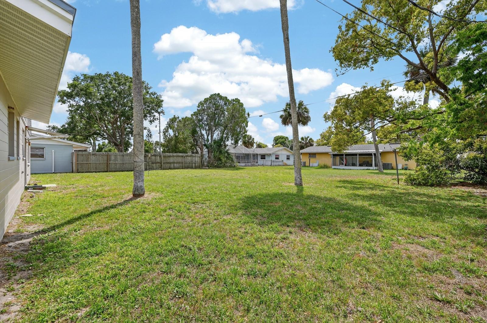 Image 31 of 42 For 1238 Suwanee Road