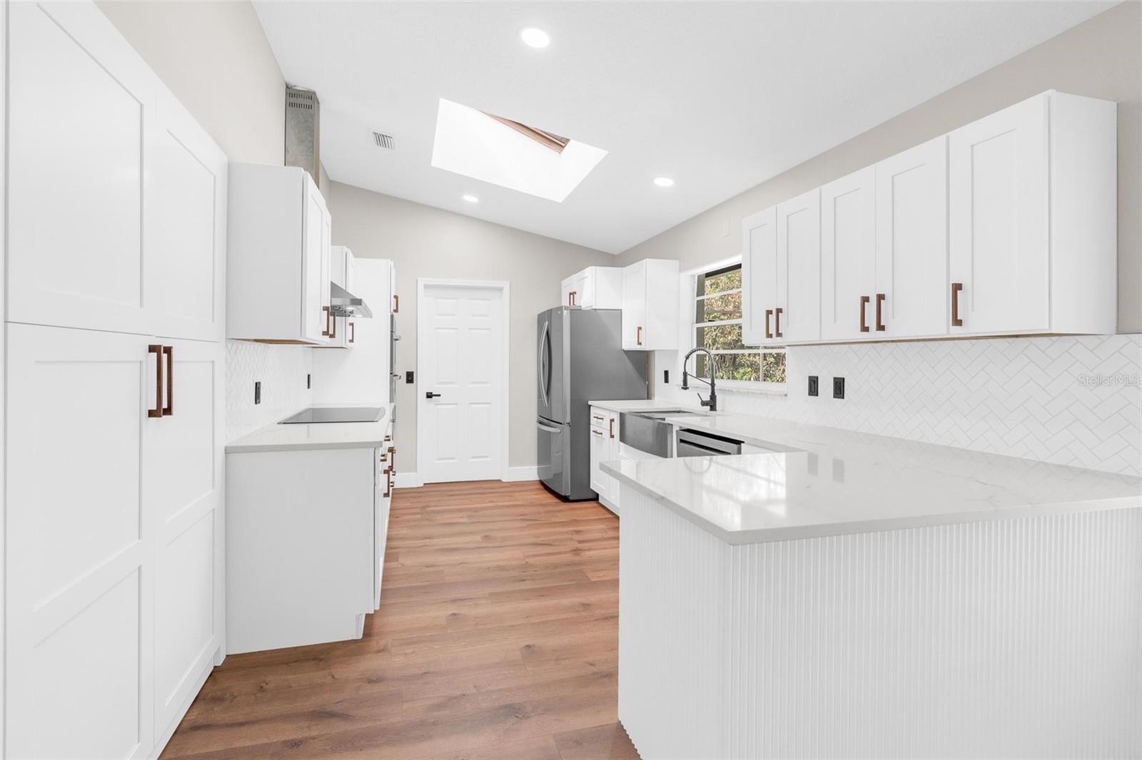 Image 17 of 56 For 31 Wasserman Drive