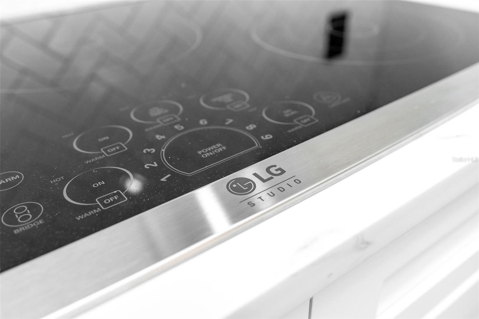 Image 23 of 56 For 31 Wasserman Drive