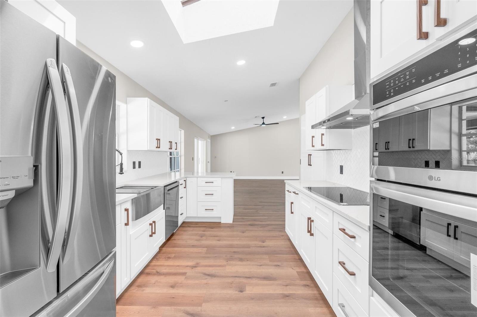 Image 24 of 56 For 31 Wasserman Drive