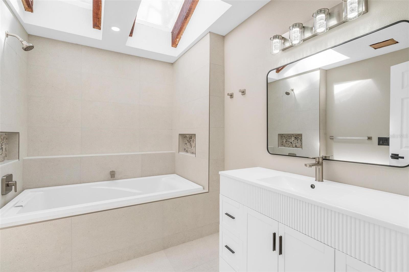 Image 35 of 56 For 31 Wasserman Drive