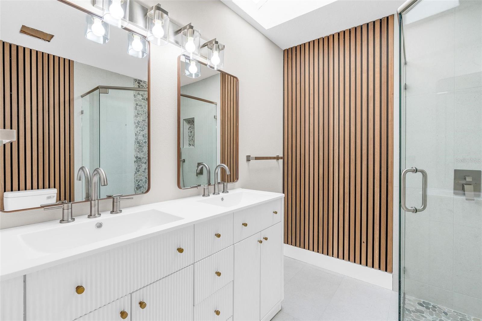 Image 42 of 56 For 31 Wasserman Drive