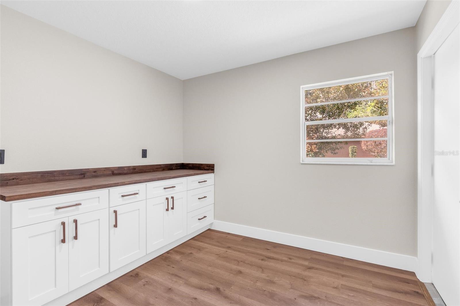 Image 44 of 56 For 31 Wasserman Drive