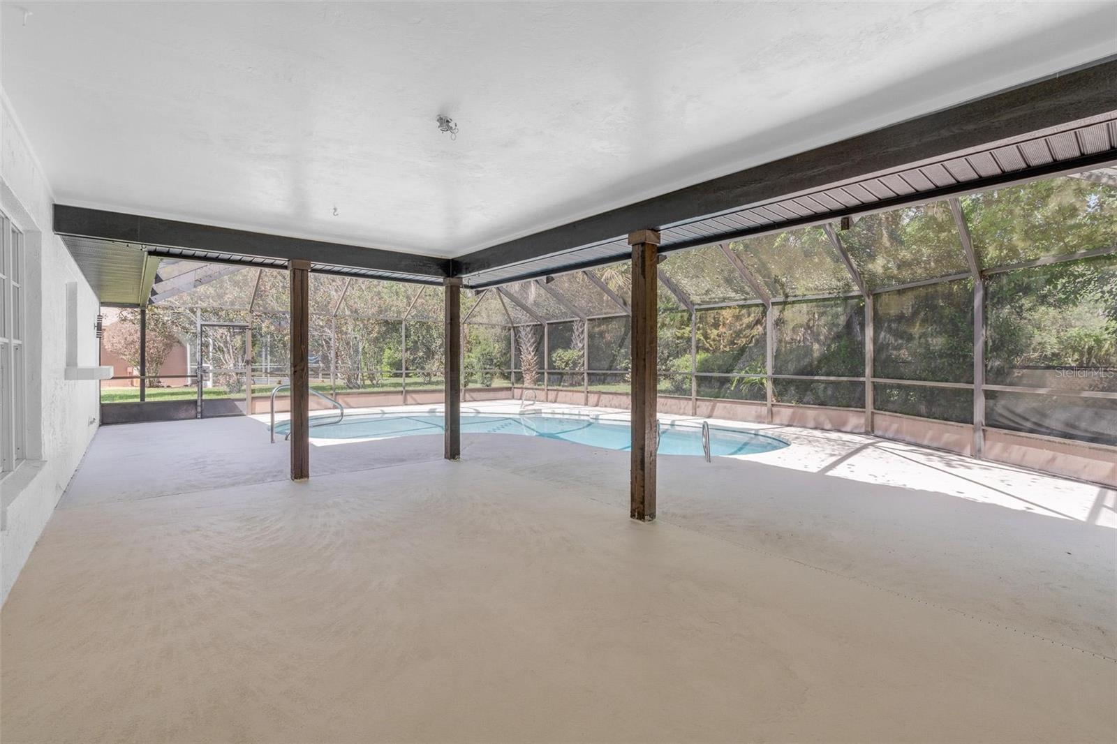 Image 47 of 56 For 31 Wasserman Drive