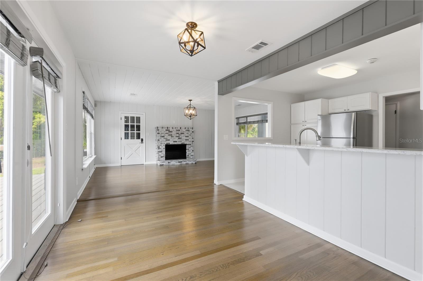 Image 12 of 44 For 940 Kepler Road