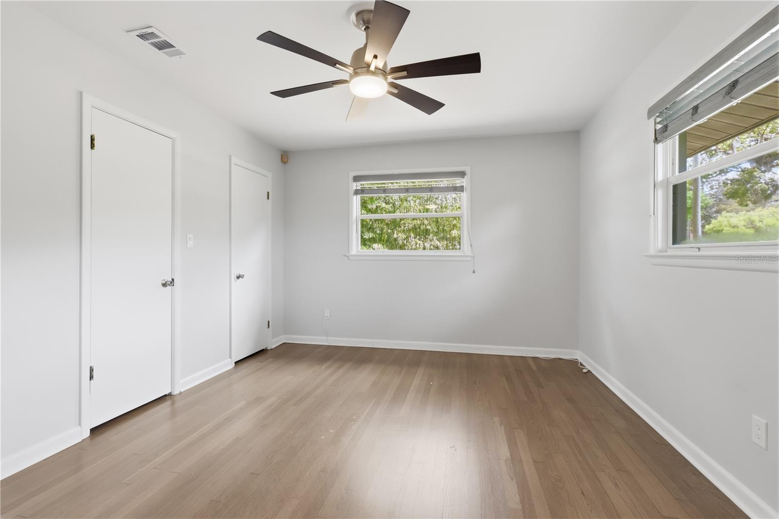 Image 19 of 44 For 940 Kepler Road