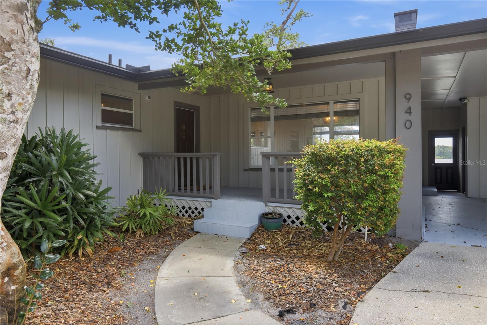 Image 4 of 44 For 940 Kepler Road