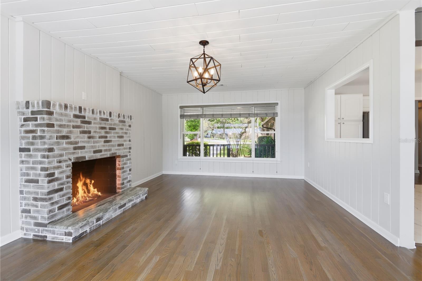 Image 7 of 44 For 940 Kepler Road