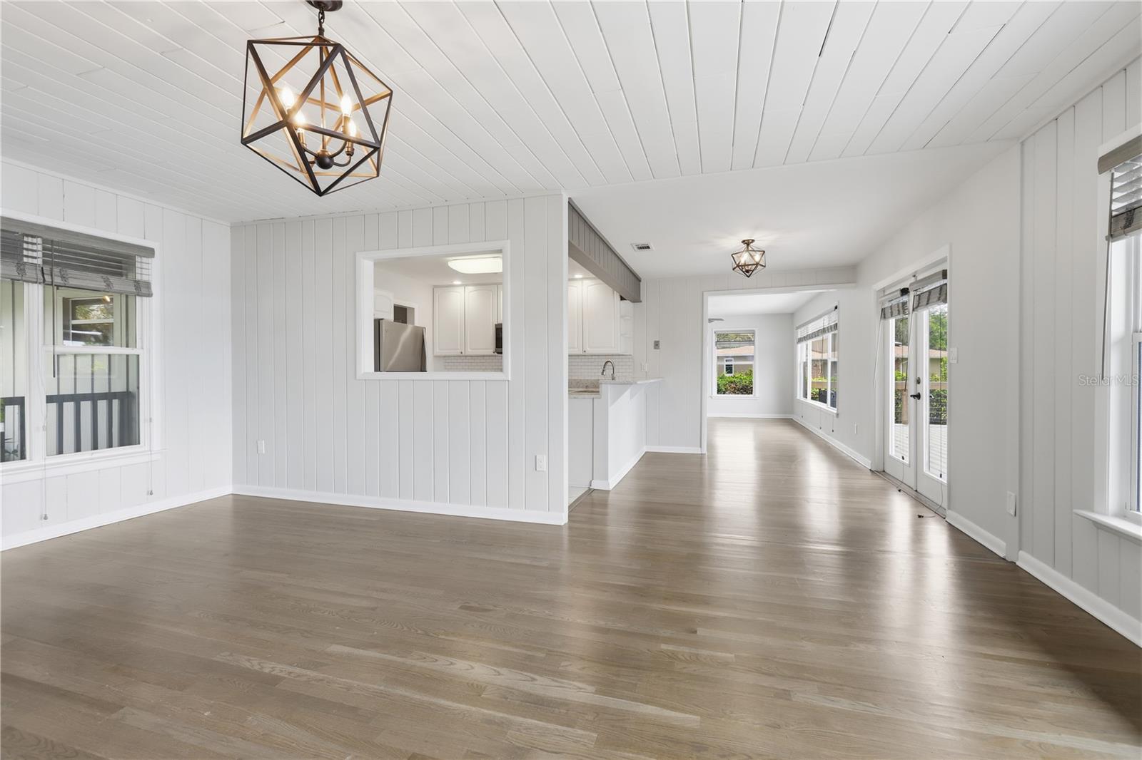 Image 8 of 44 For 940 Kepler Road