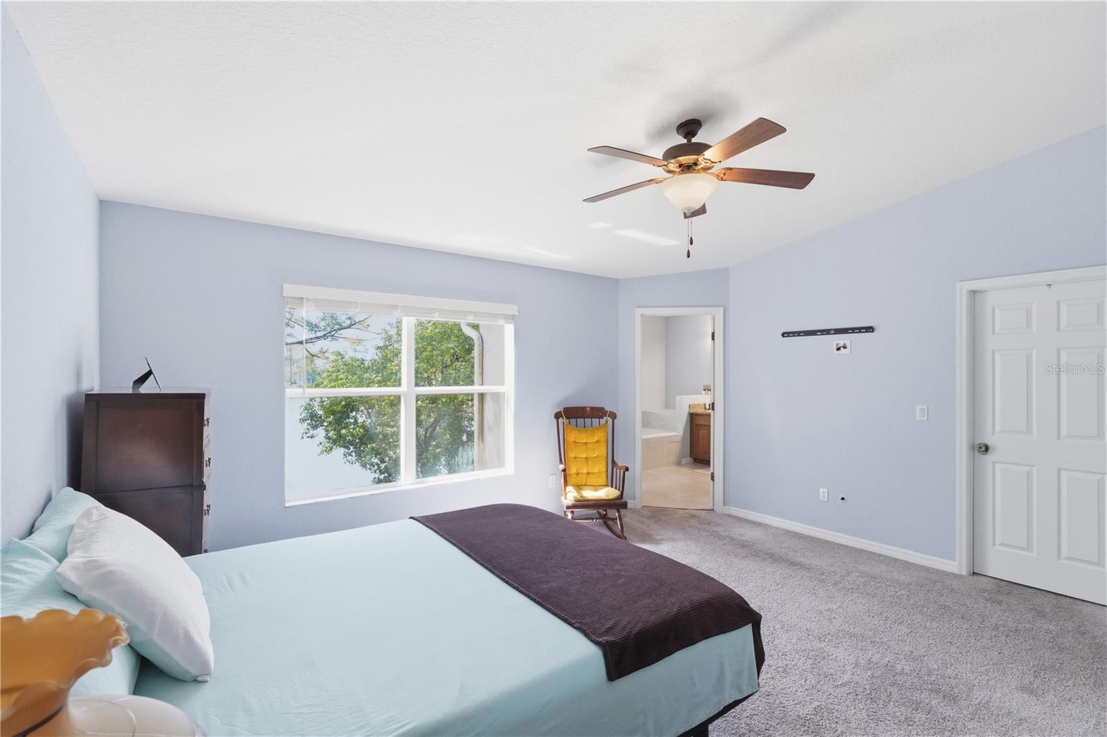 Image 31 of 46 For 151 Grey Widgeon Court