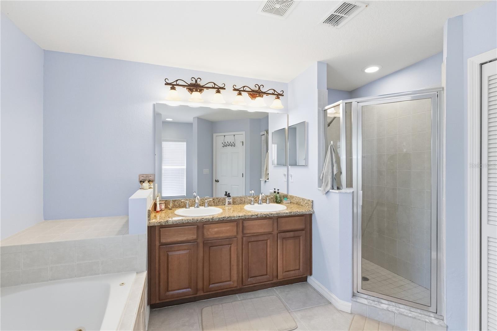 Image 33 of 46 For 151 Grey Widgeon Court