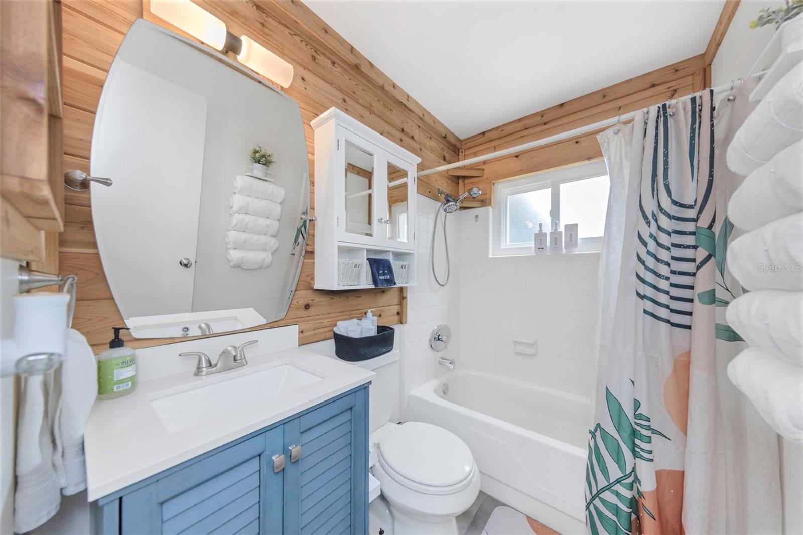 Listing photo id 30 for 4502 Pearl Avenue