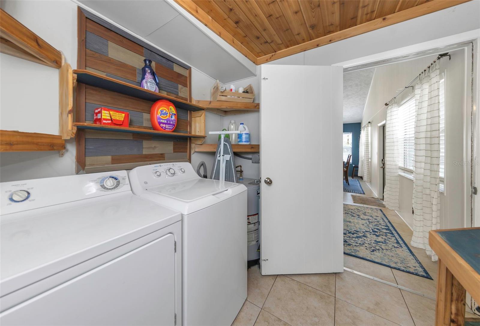 Listing photo id 38 for 4502 Pearl Avenue