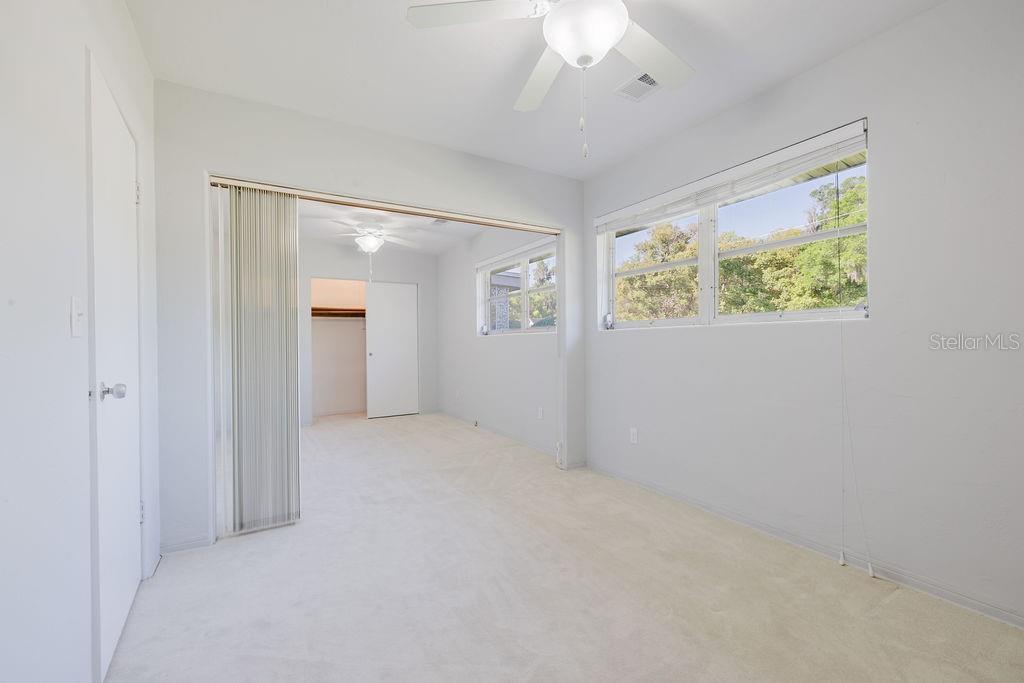 Image 16 of 33 For 305 Woodward Avenue