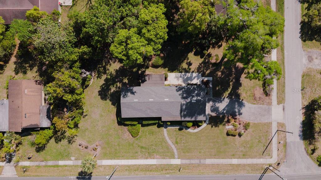 Image 29 of 33 For 305 Woodward Avenue