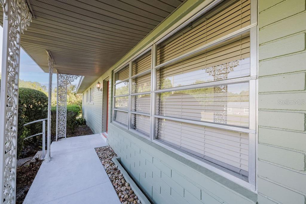 Image 32 of 33 For 305 Woodward Avenue