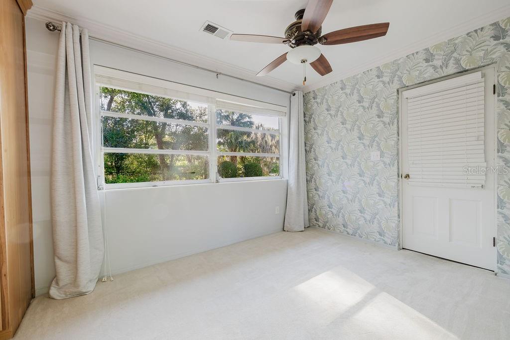 Image 6 of 33 For 305 Woodward Avenue