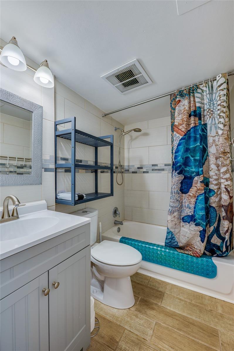 Image 13 of 25 For 219 Atlantic Avenue 237