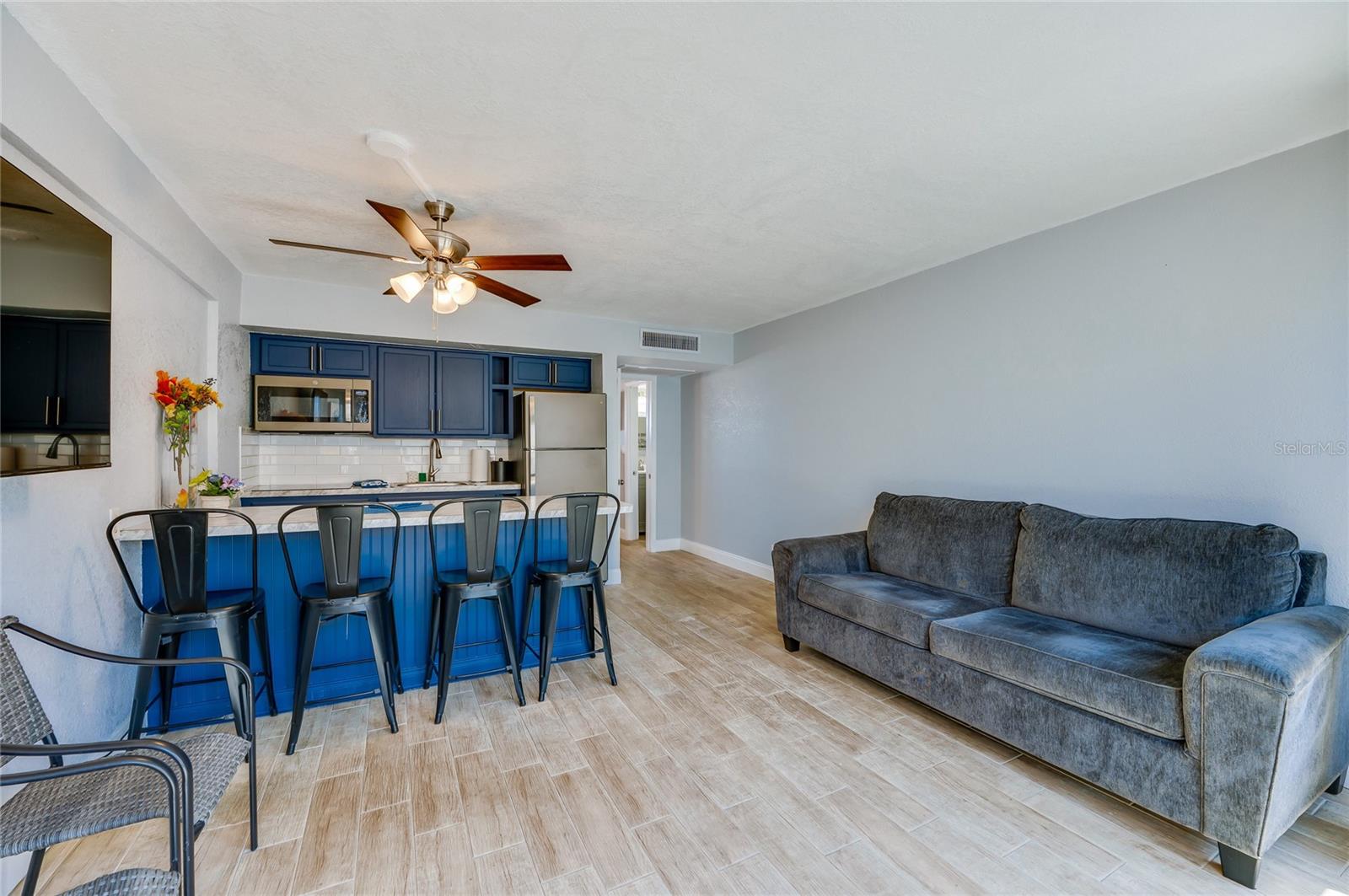 Image 7 of 25 For 219 Atlantic Avenue 237