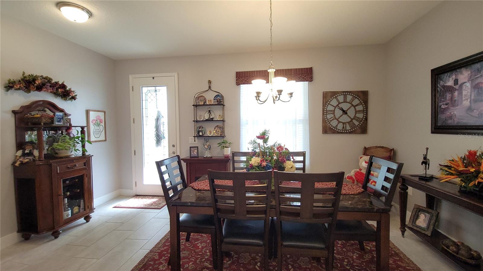 Image 5 of 57 For 600 Sugar Ridge Dr