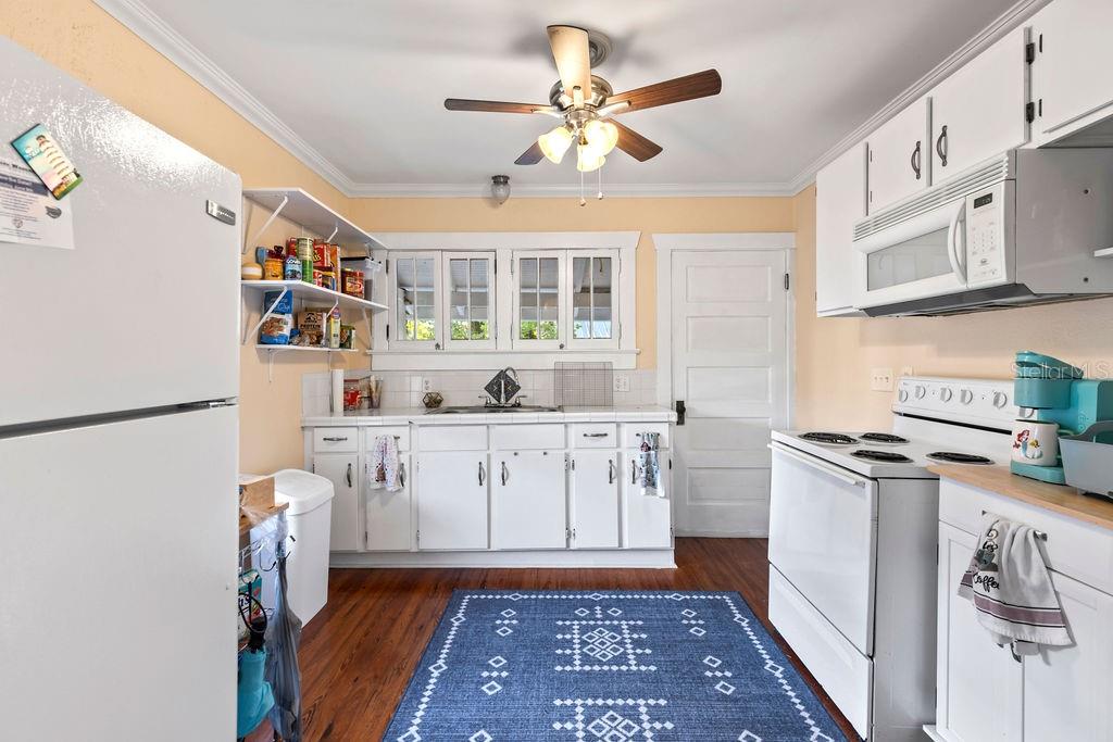 Image 45 of 67 For 205 Voorhis Avenue