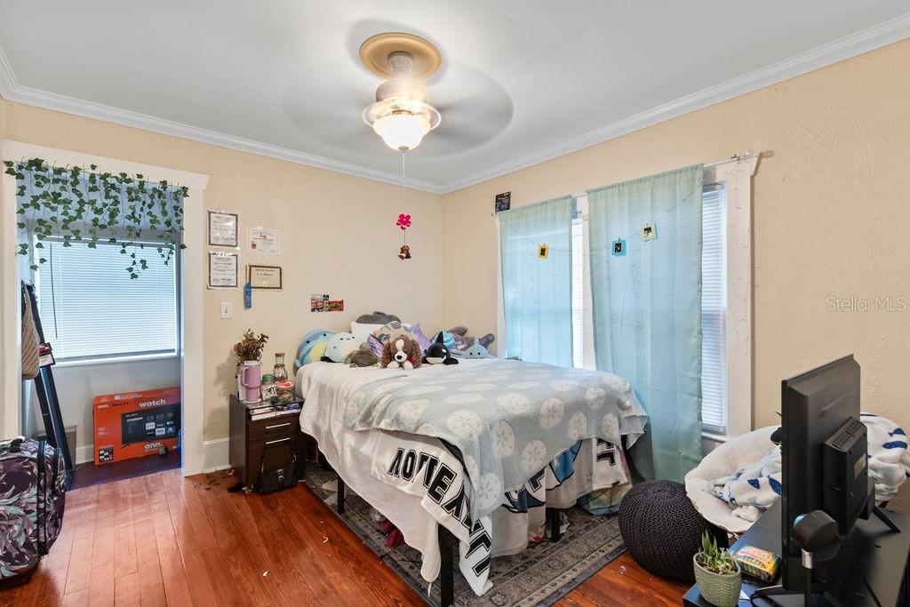 Image 48 of 67 For 205 Voorhis Avenue