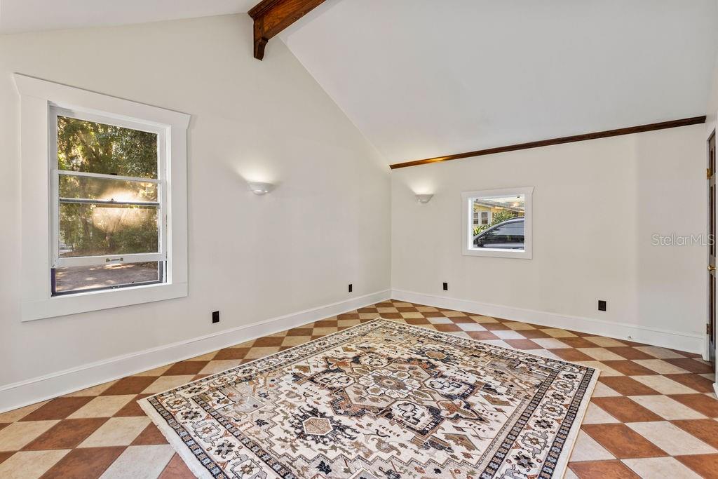 Image 53 of 67 For 205 Voorhis Avenue