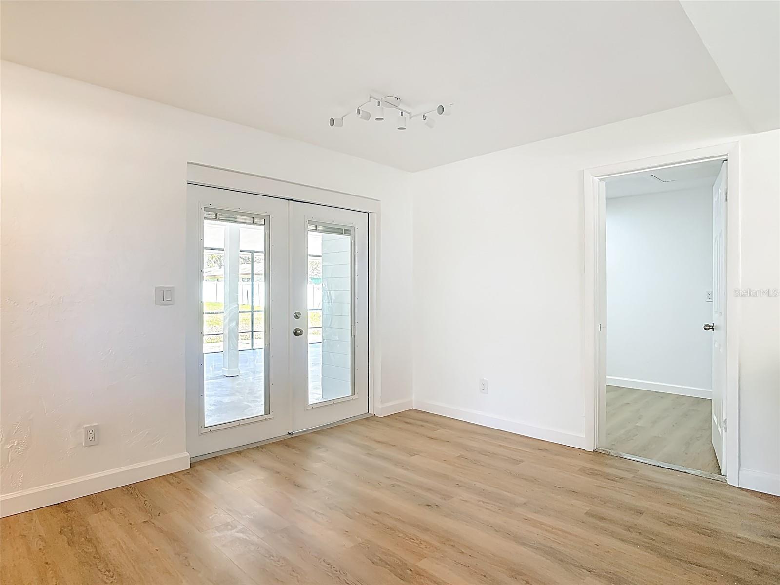 Image 14 of 62 For 2280 Green Street