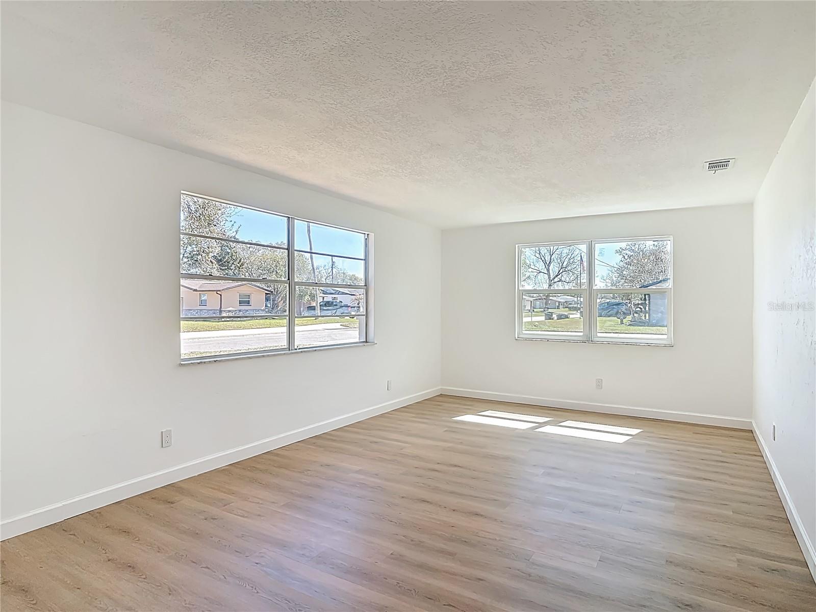 Image 6 of 62 For 2280 Green Street