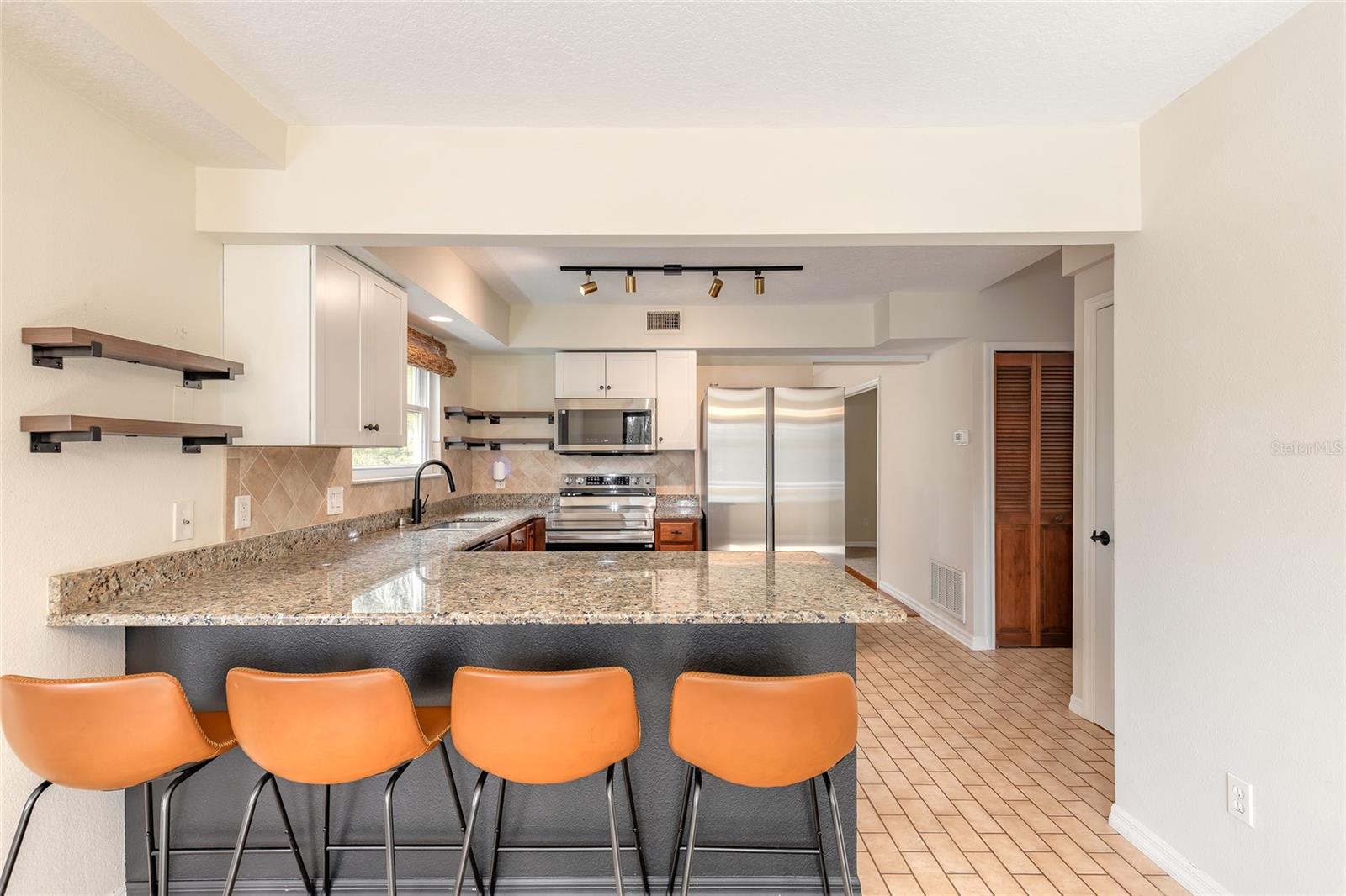 Image 7 of 60 For 2090 & 2095 Stone Road