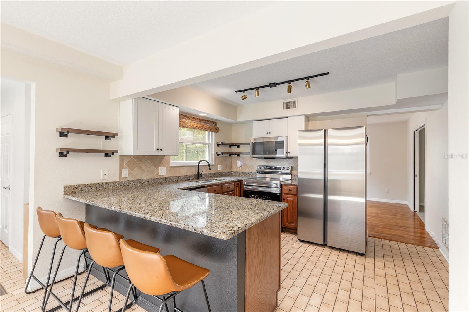 Image 8 of 60 For 2090 & 2095 Stone Road