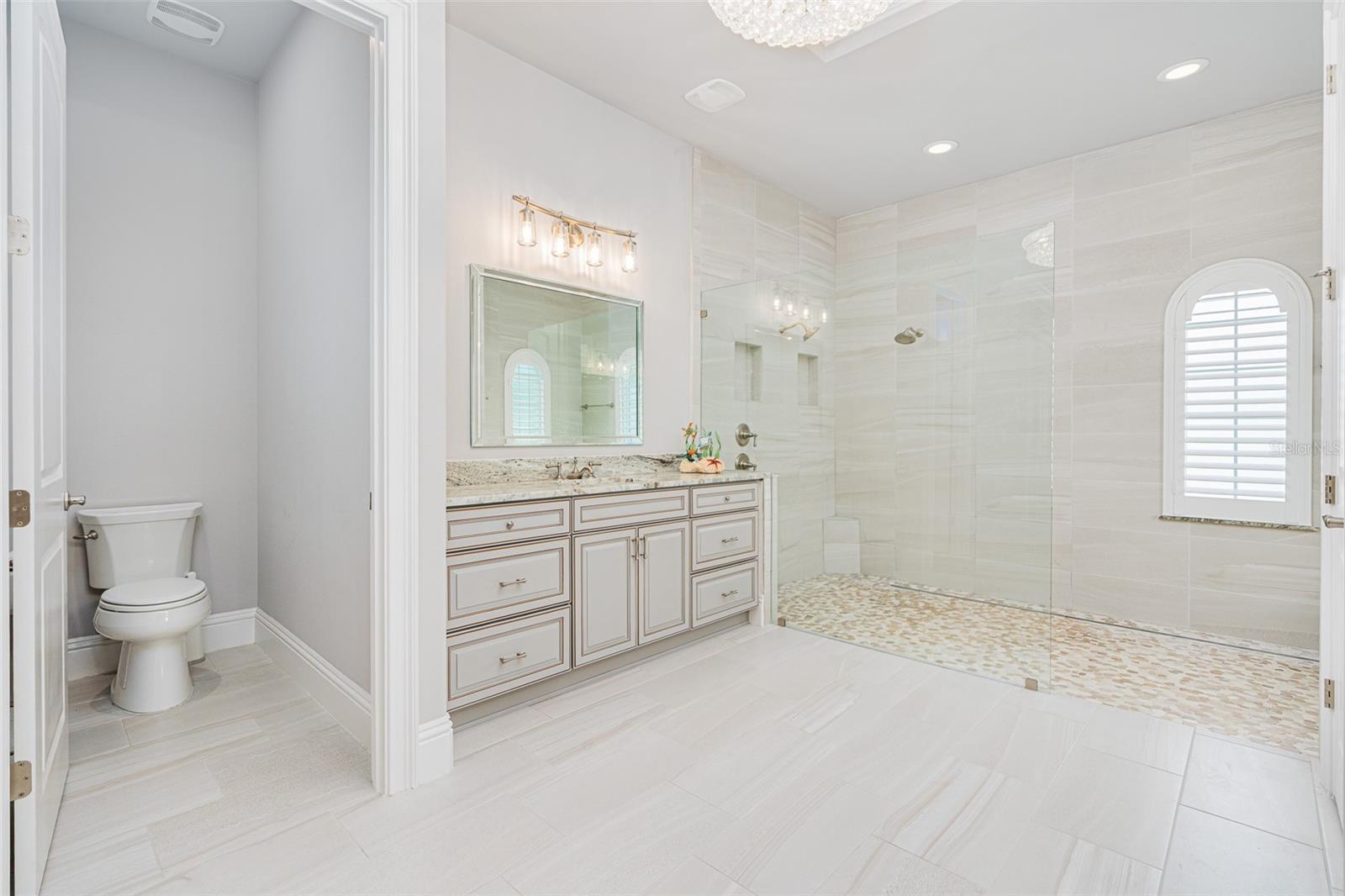 Image 16 of 51 For 1855 Cattle Creek Lane