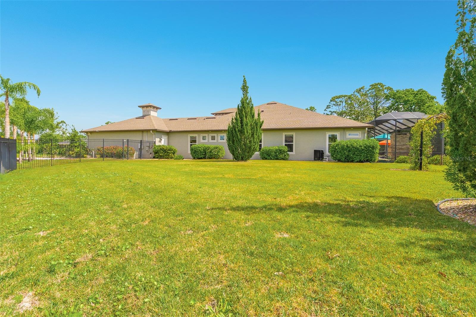 Image 35 of 51 For 1855 Cattle Creek Lane