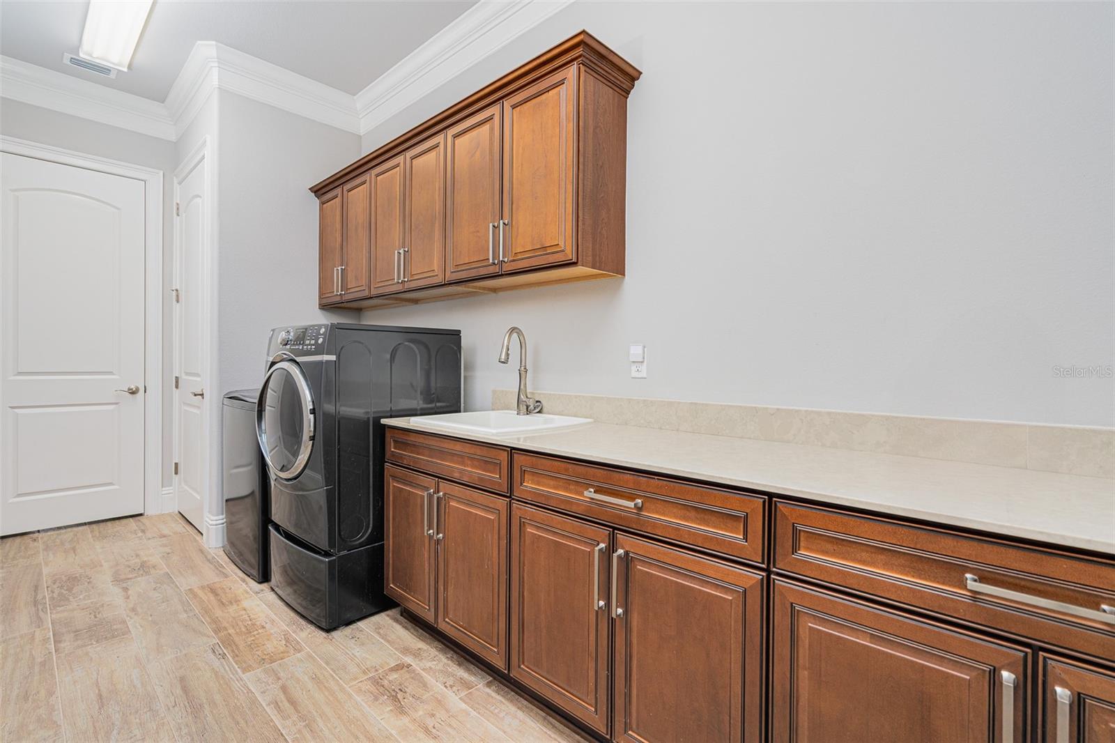 Image 38 of 51 For 1855 Cattle Creek Lane