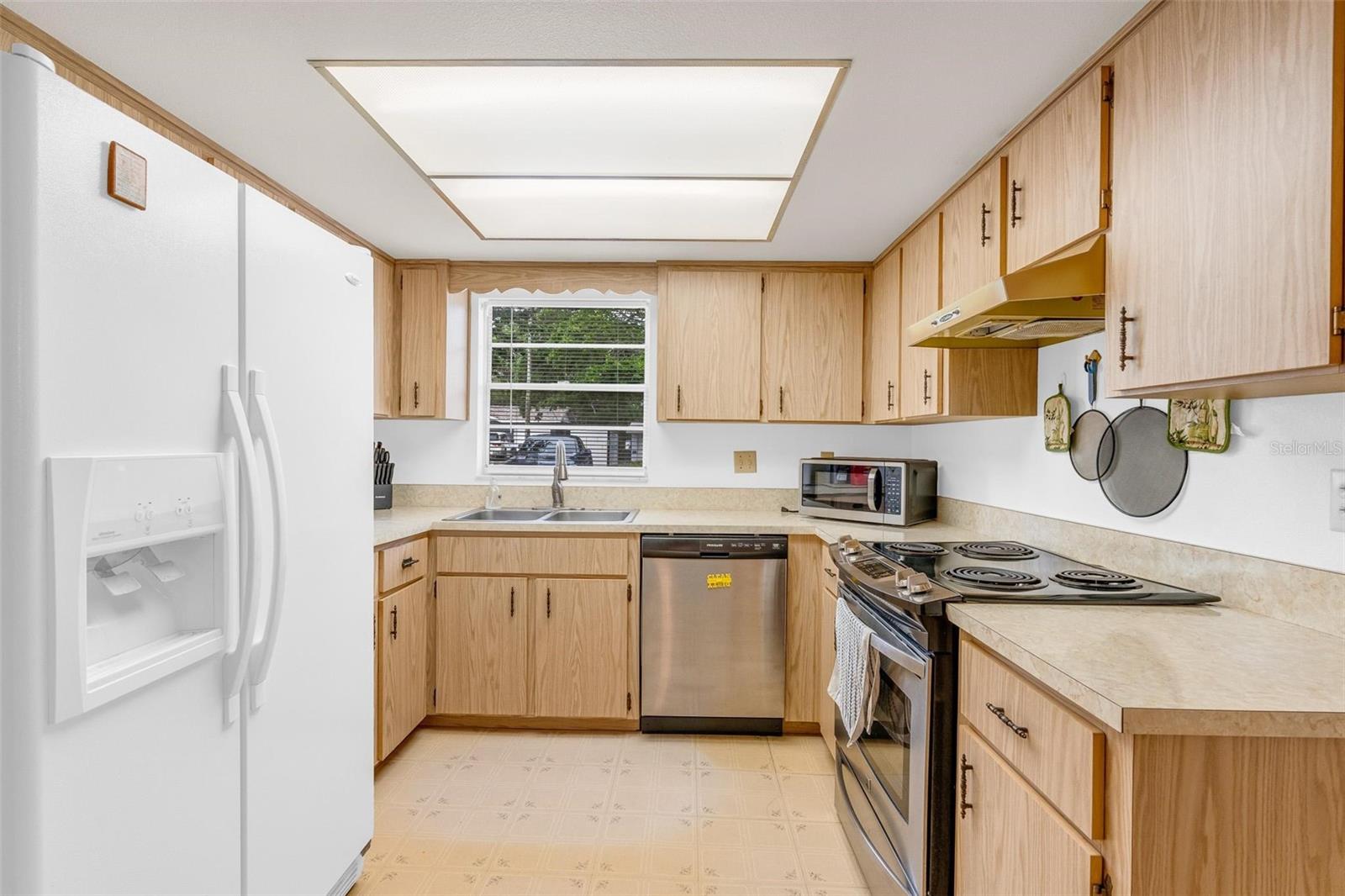 Image 10 of 29 For 805 11th Avenue