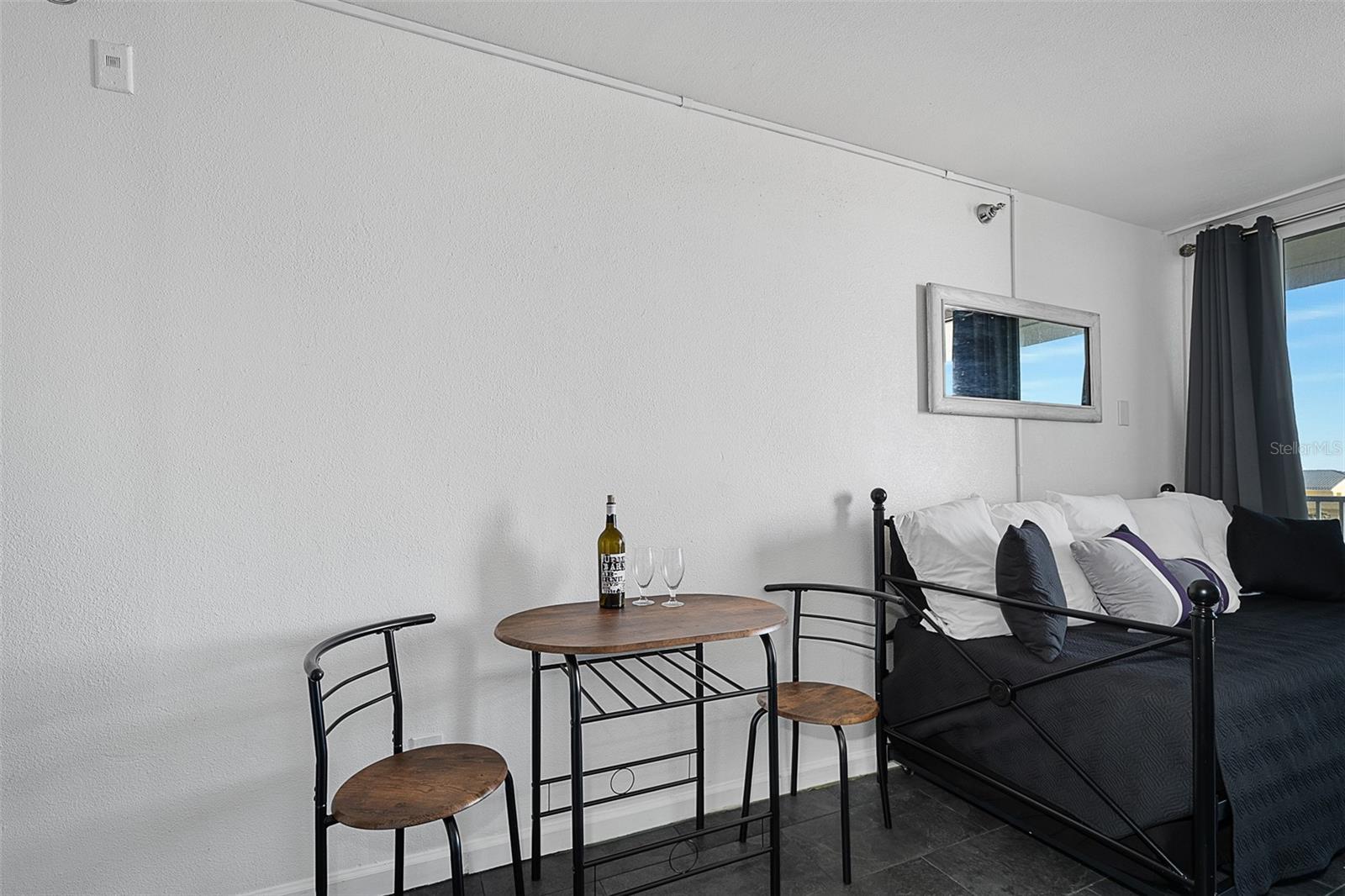 Image 11 of 58 For 701 Atlantic Avenue 516