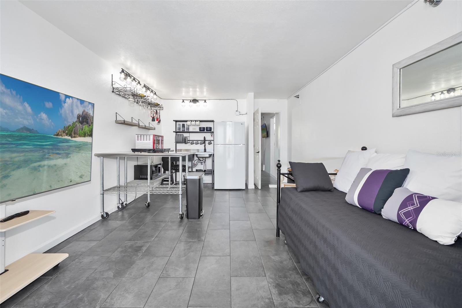 Image 16 of 58 For 701 Atlantic Avenue 516