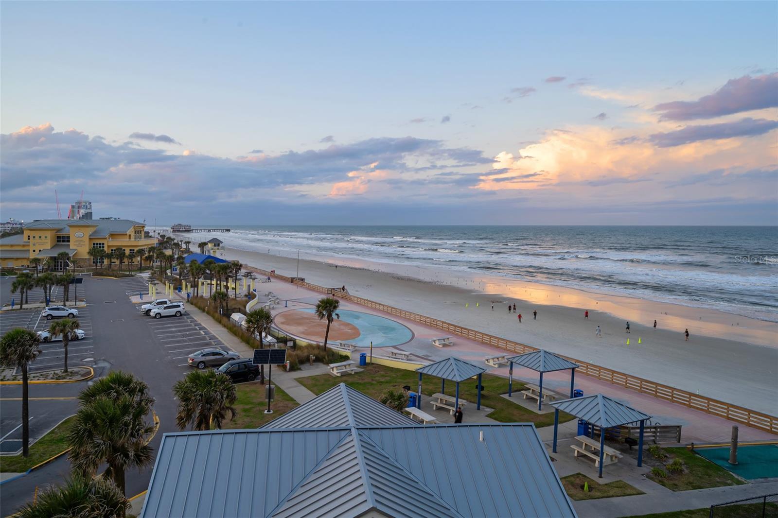 Image 22 of 58 For 701 Atlantic Avenue 516