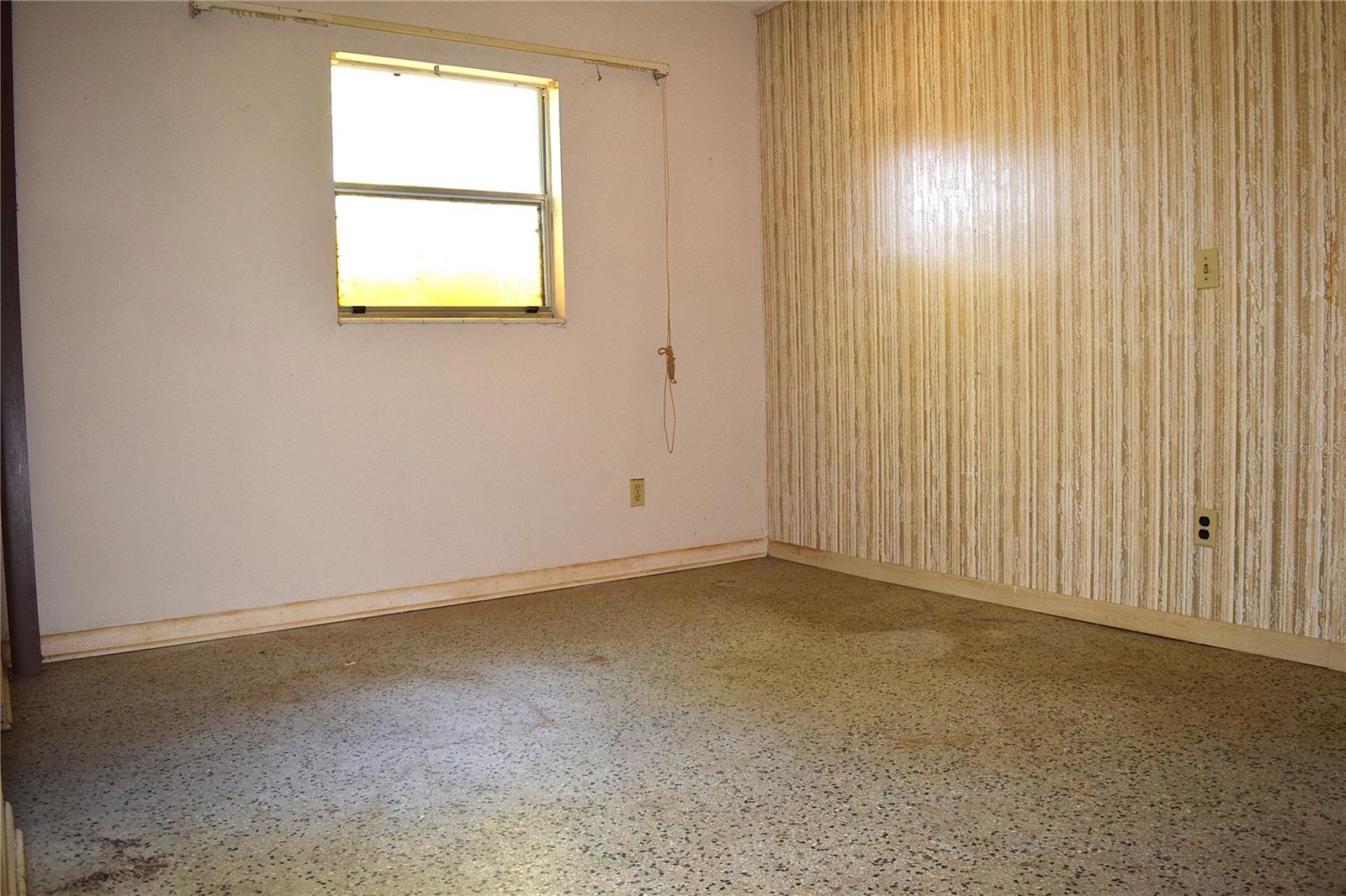 Image 13 of 30 For 2535 Boswell Street