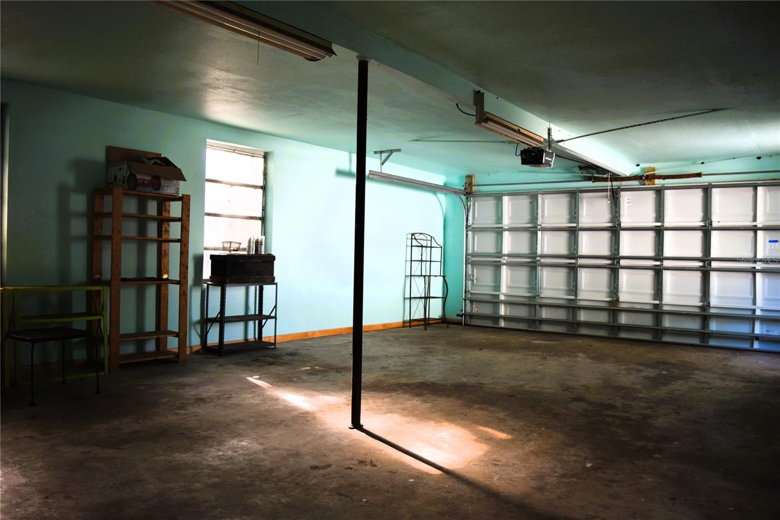 Image 24 of 30 For 2535 Boswell Street