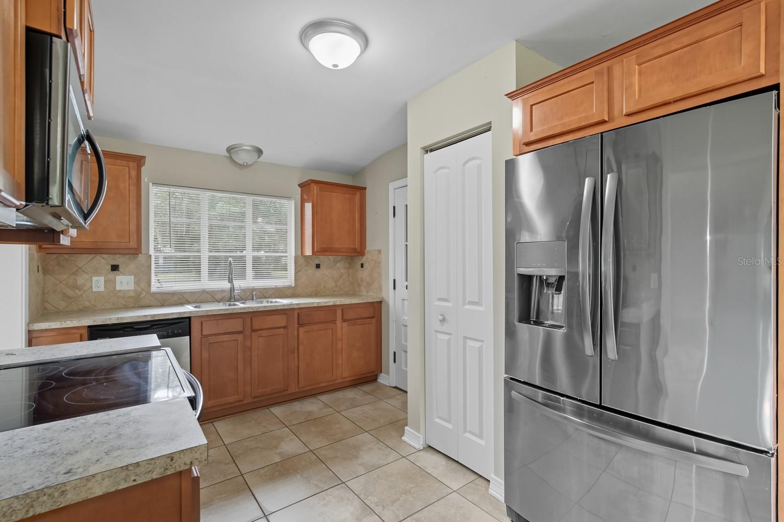 Image 13 of 39 For 130 Peach Street