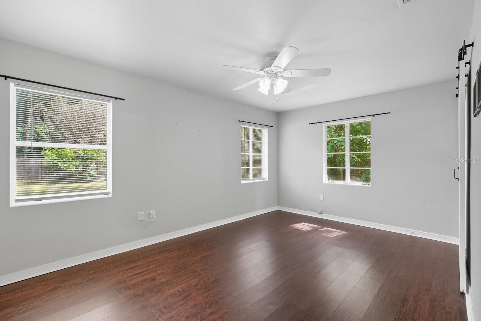 Image 16 of 39 For 130 Peach Street