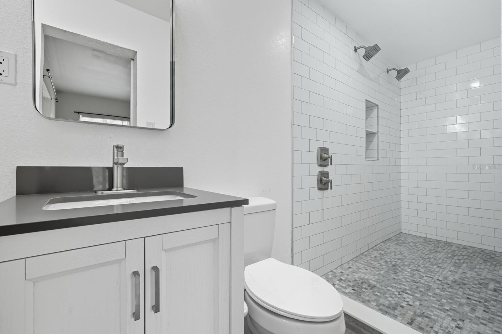 Image 21 of 39 For 130 Peach Street