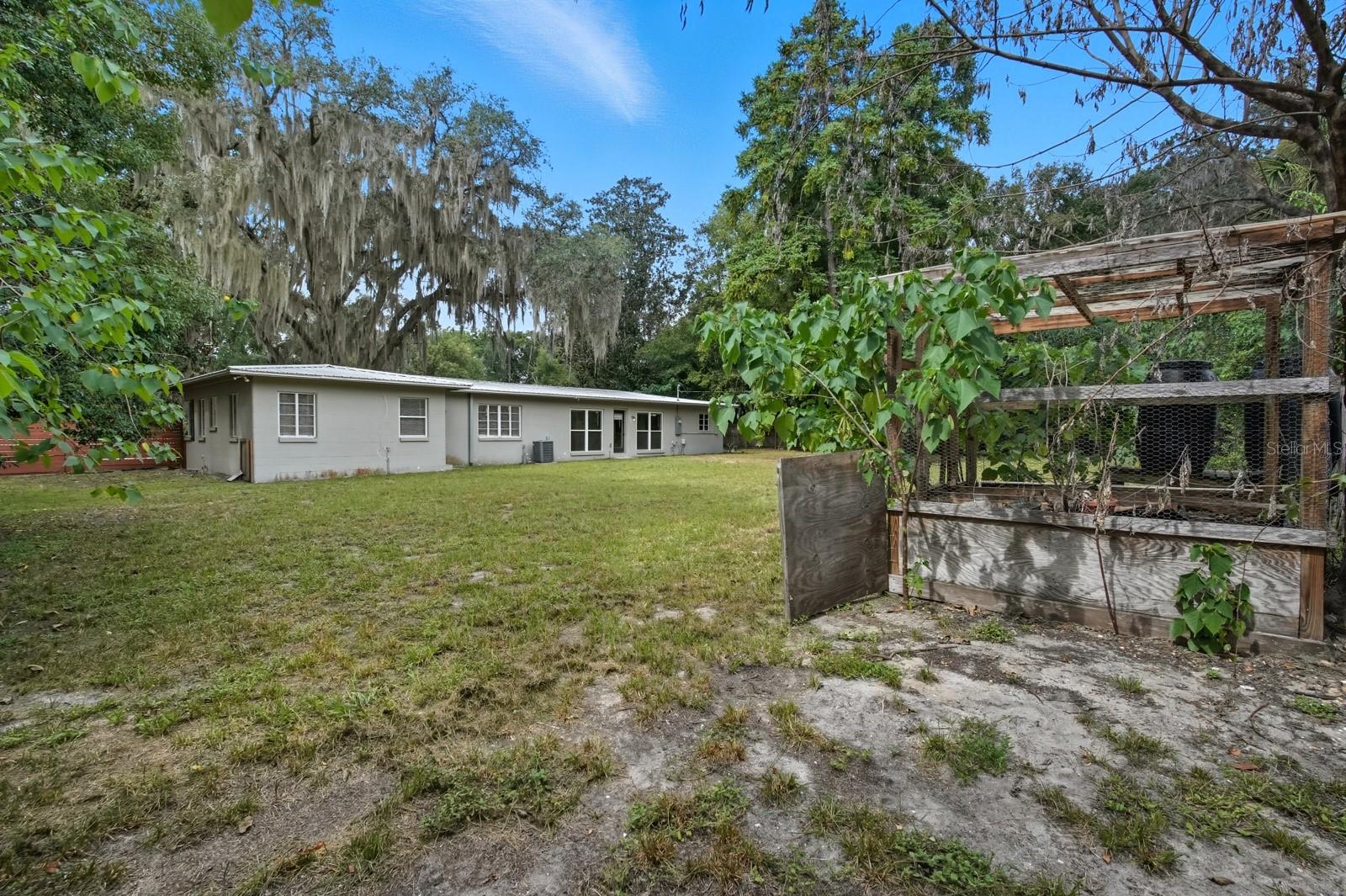 Image 28 of 39 For 130 Peach Street